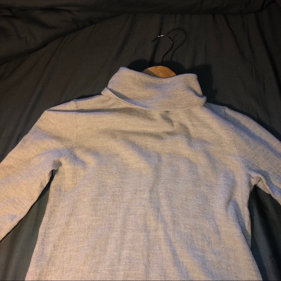 Tahari Extra Fine Merino Wool Turtleneck Sweater - Picture 2 of 10